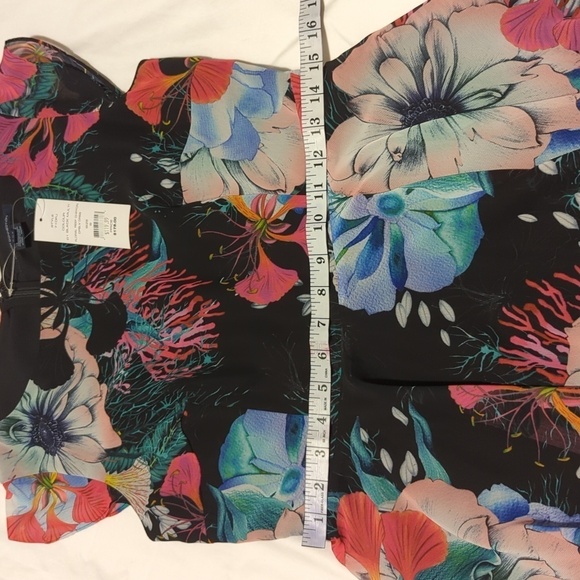 French Connection floral reef Women's chiffon dress. - Picture 7 of 11